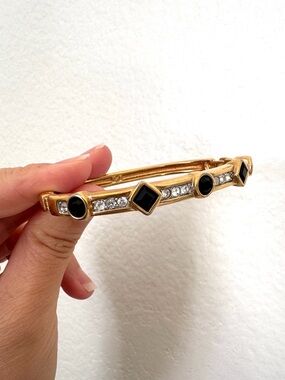 Vintage Swarovski Swan Signed Black Crystal Gold Tone Hinged Bangle